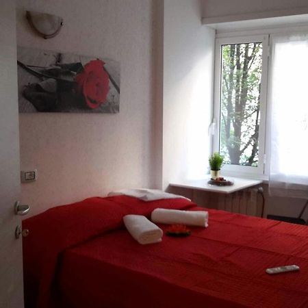 Domus Italiana Hotel Рим Екстериор снимка