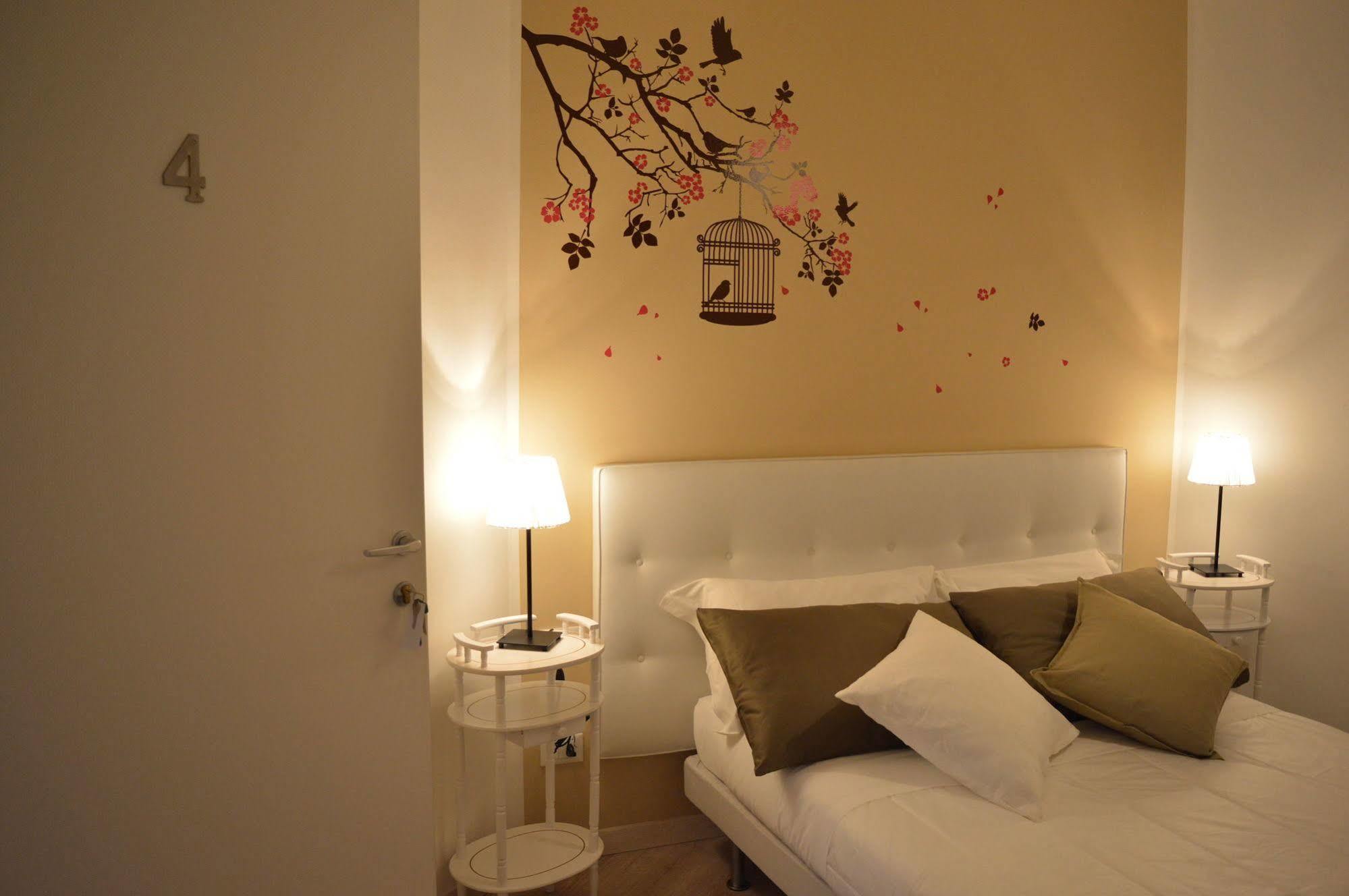 Domus Italiana Hotel Рим Екстериор снимка