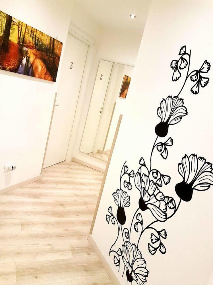 Domus Italiana Hotel Рим Екстериор снимка